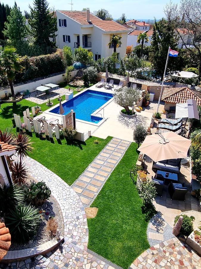 Apartment Villa Engel With Pool Poreč Extérieur photo