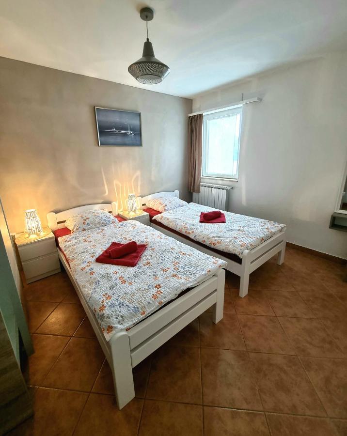 Apartment Villa Engel With Pool Poreč Extérieur photo
