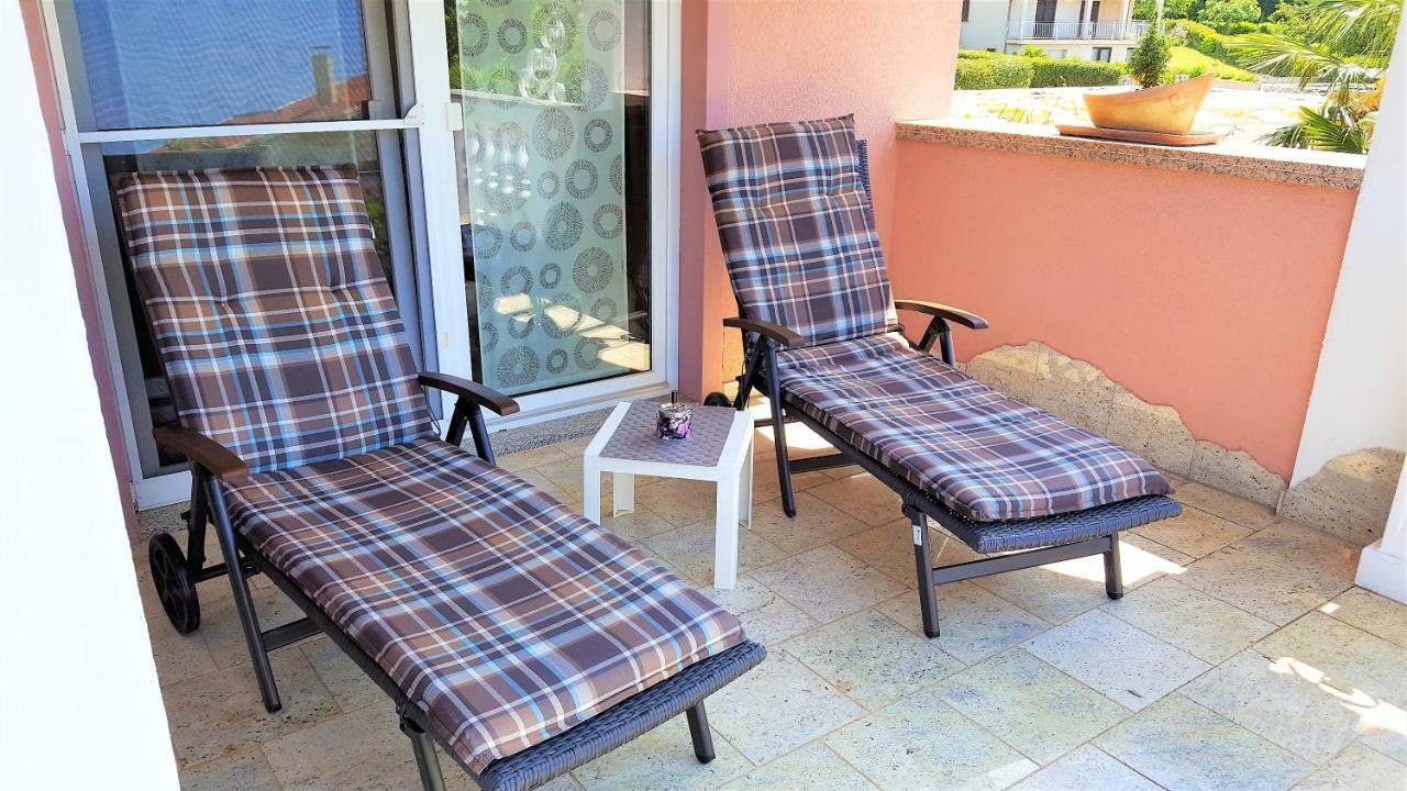 Apartment Villa Engel With Pool Poreč Extérieur photo